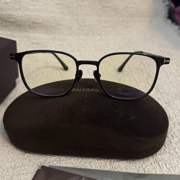 Tom Ford TF5923-K-B Eyeglasses Black Frame – Gently Used, Full Set - Picture 5 of 10